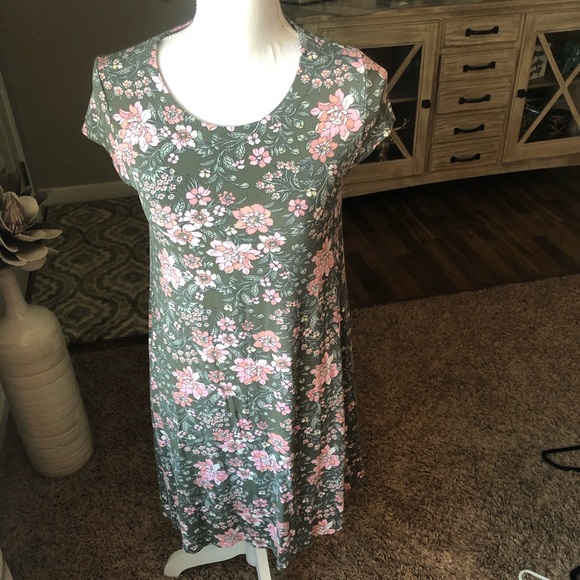 LOFT Dresses & Skirts - LOFT floral swing dress xs